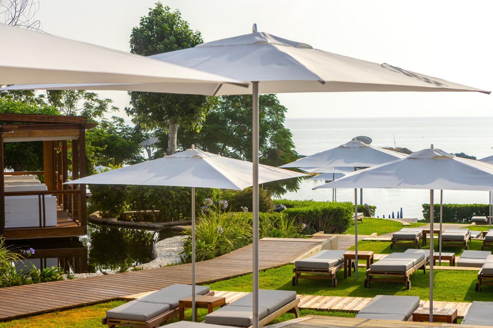 Capo Bay Hotel Протарас Екстериор снимка The beach at the hotel
