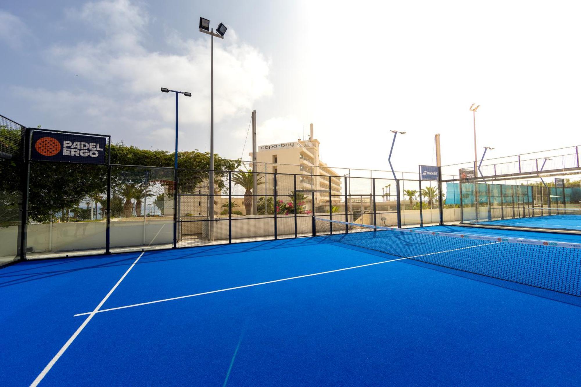 Capo Bay Hotel Протарас Екстериор снимка A paddle tennis court